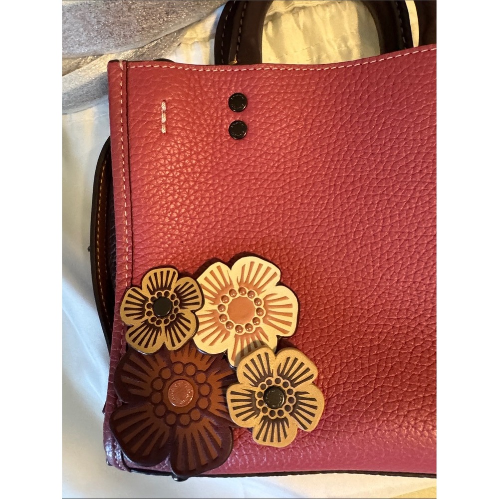Coach Rogue 20 Magenta Pink Glovetanned Leather Tea Rose Floral Bag CH586 NEW - Picture 2 of 9